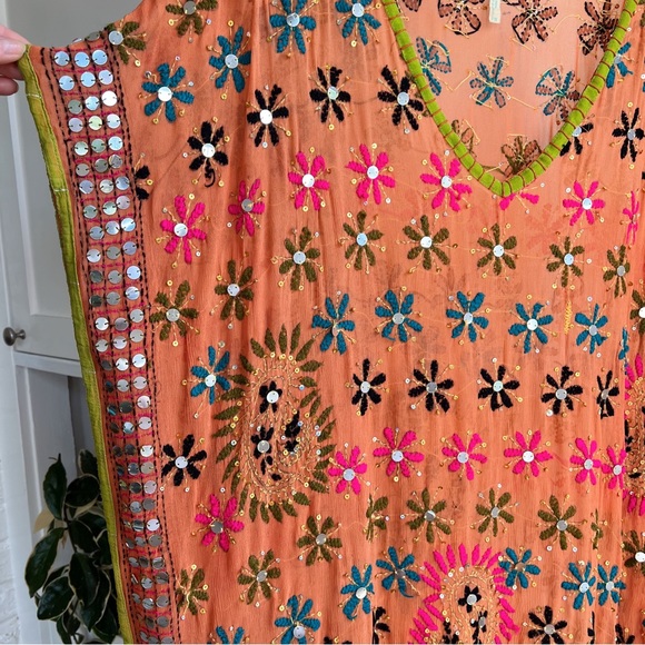 Handmade Mirror Work Embellished Tunic - Picture 5 of 7